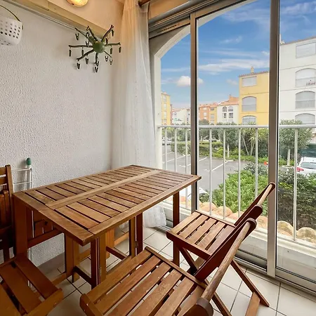 Apartment Bel T2 Avec Parking Au Cap D'agde - Fr-1-749-86 *